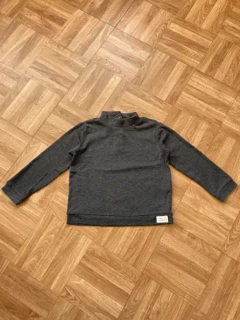 Sous pull à col roulé gris taille 18/24 mois Zara