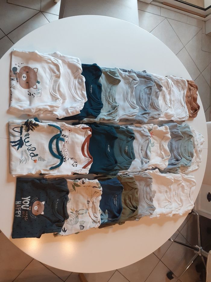 Lot de vêtements bébé garçon 12 mois - photo numéro 3