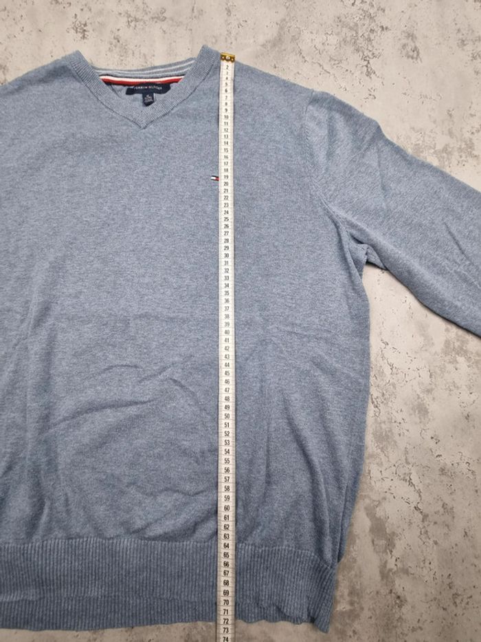 Pull col V Tommy Hilfiger bleu clair – Taille XL Homme - photo numéro 9