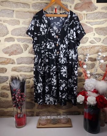Robe manches chauve souris noir et blanc Femme Taille 54 marque Boohoo 💎