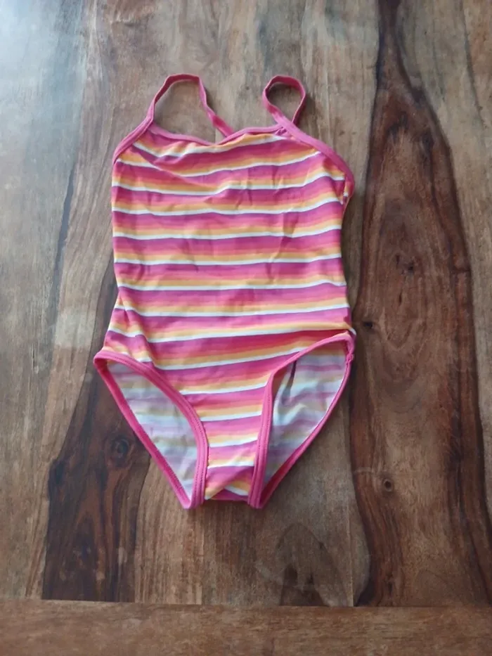 Maillot de bain fille 4 ans