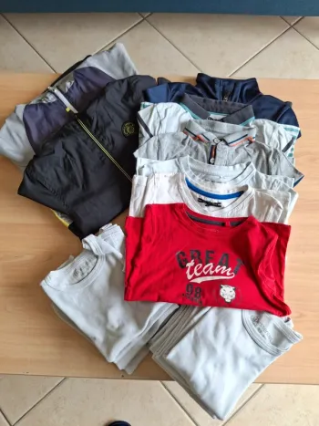 Lot vêtements garçon 6 ans
