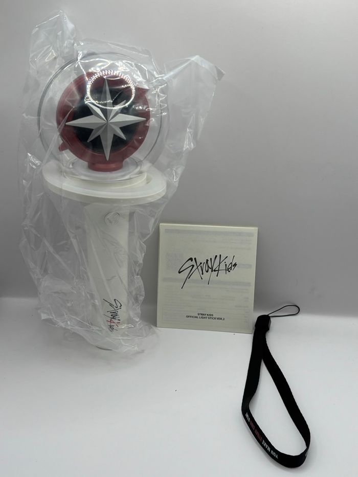 Lightstick Stray Kids Officiel – VER. 2 - photo numéro 2