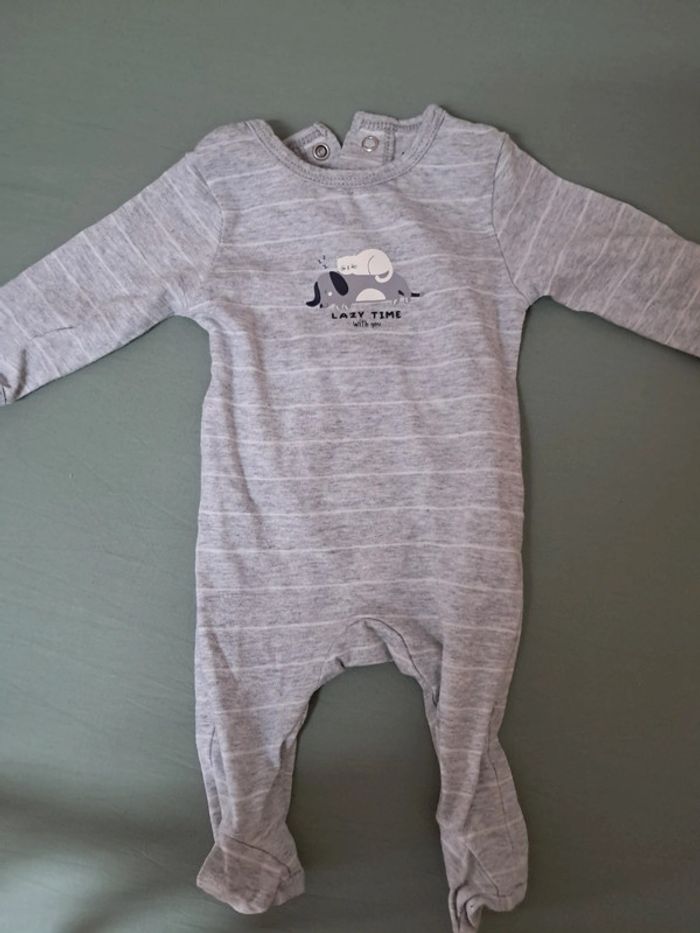 Pyjama/grenouillère neuf 1 mois