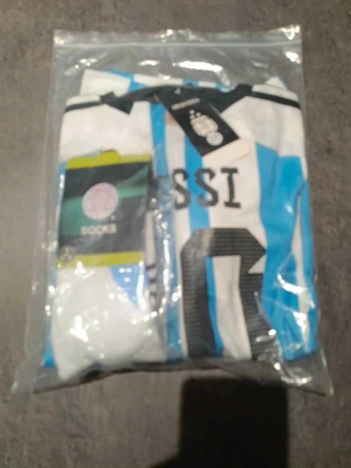 Tenue football Léo Messi argentine. T.26 - photo numéro 5