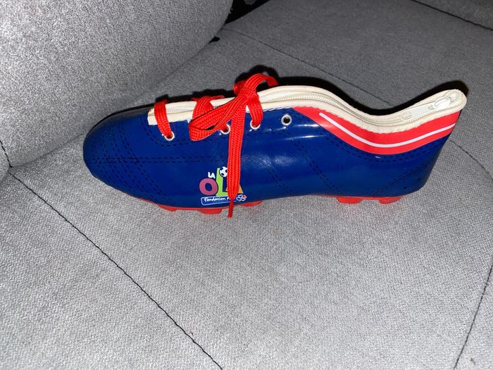 Trousse chaussure foot la Ola fondation fdj - photo numéro 4