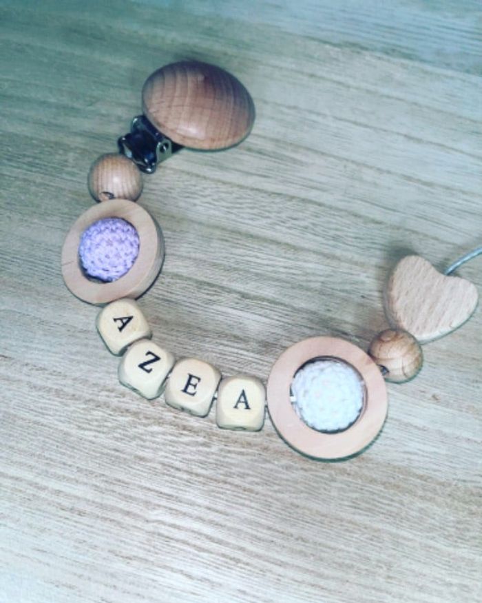 Attache tétine personnalisé