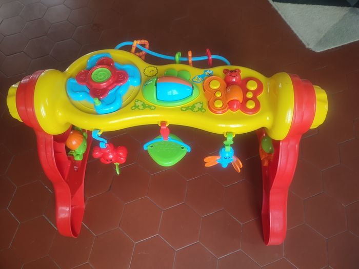 Table d'activités - photo numéro 2