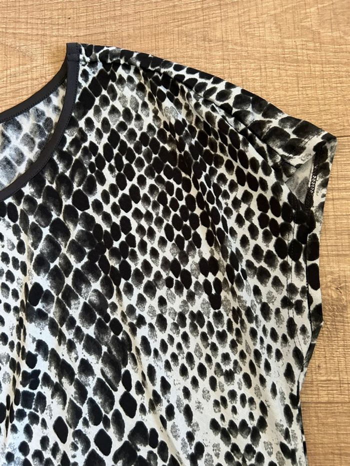 Blouse noire et blanche à manches courtes JBC taille M jamais portée - photo numéro 13