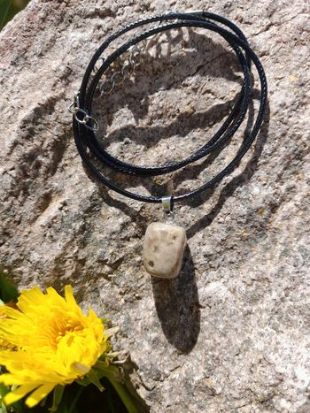 Collier pierre naturelle