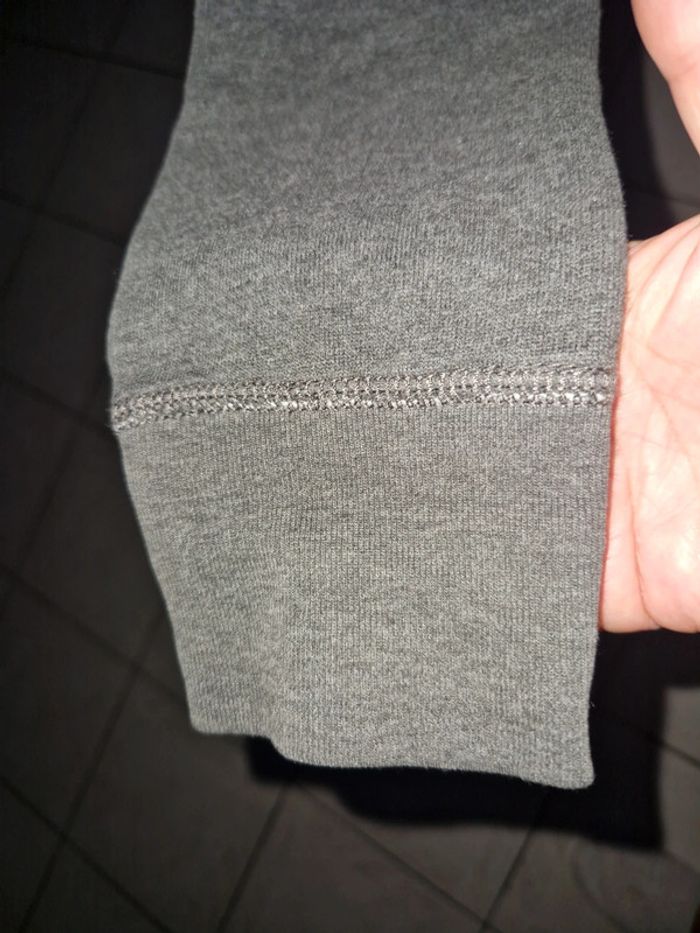 Sweat-shirt Hollister. - photo numéro 9