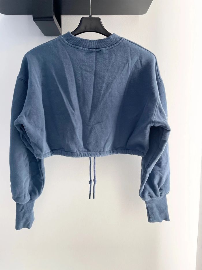 Felpa crop azzurra - photo numéro 2