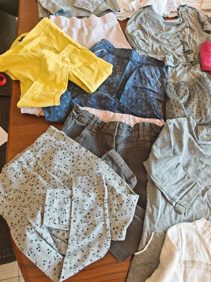 Lot n°19: vêtement 3ans - photo numéro 3