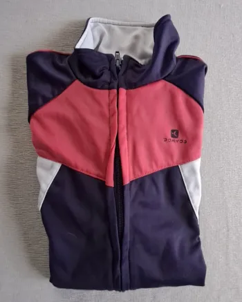 Veste Domyos