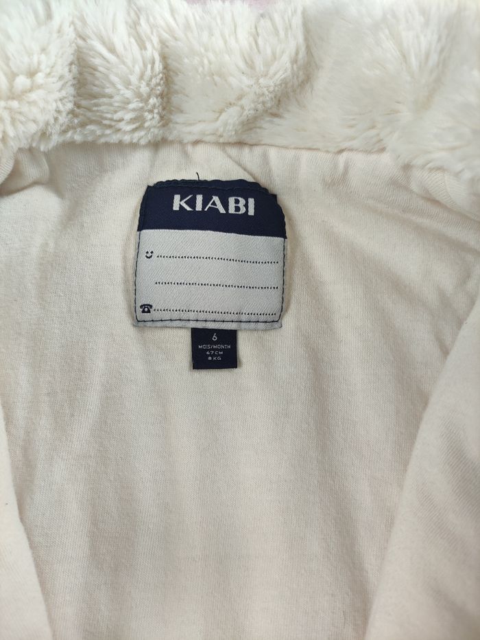 Manteau tout doux Kiabi taille 6 mois - photo numéro 3