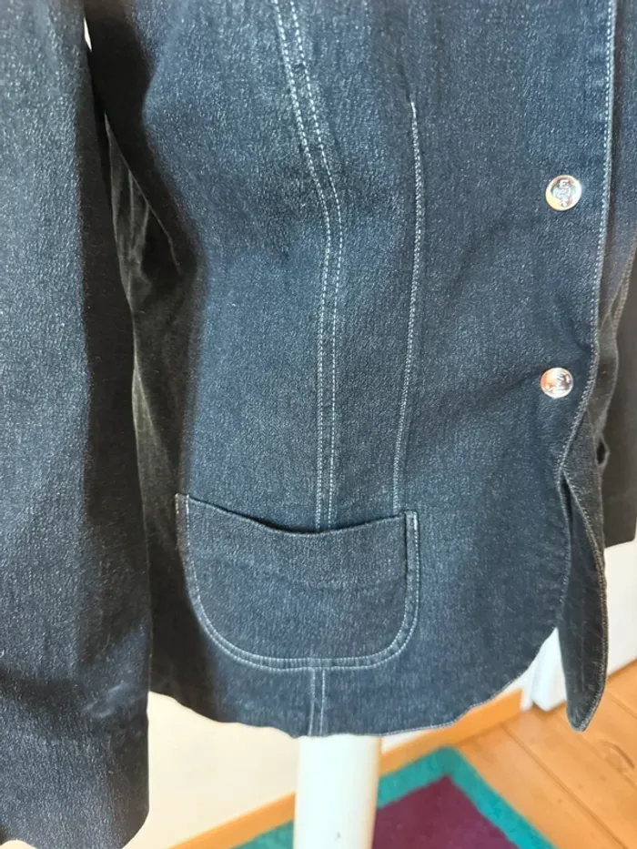 Veste en jean vintage en très bon état rosarosam taille 40 - photo numéro 4