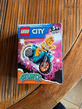 Set Lego 60310, Chicken Stunt Bike, set scellé