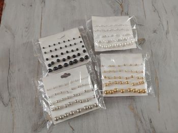 Lot boucles d'oreilles neuves