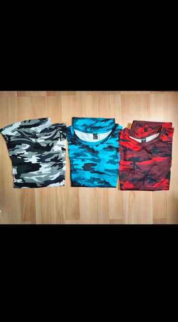 Lot de trois tee-shirts militaires taille L 40/42