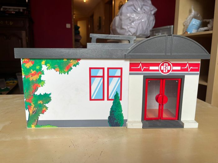 Playmobil hôpital - photo numéro 4