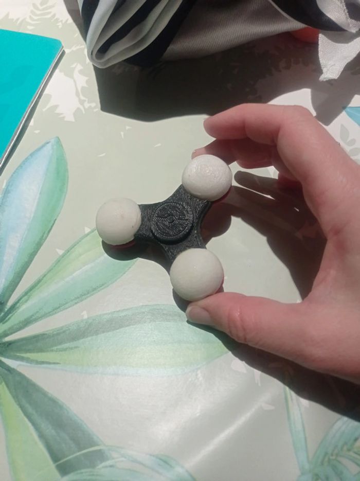 Hand spiner pokemon - photo numéro 3