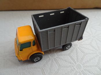 Matchbox cattle truck