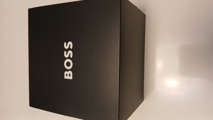 Montre Hugo BOSS Neuve - photo numéro 2
