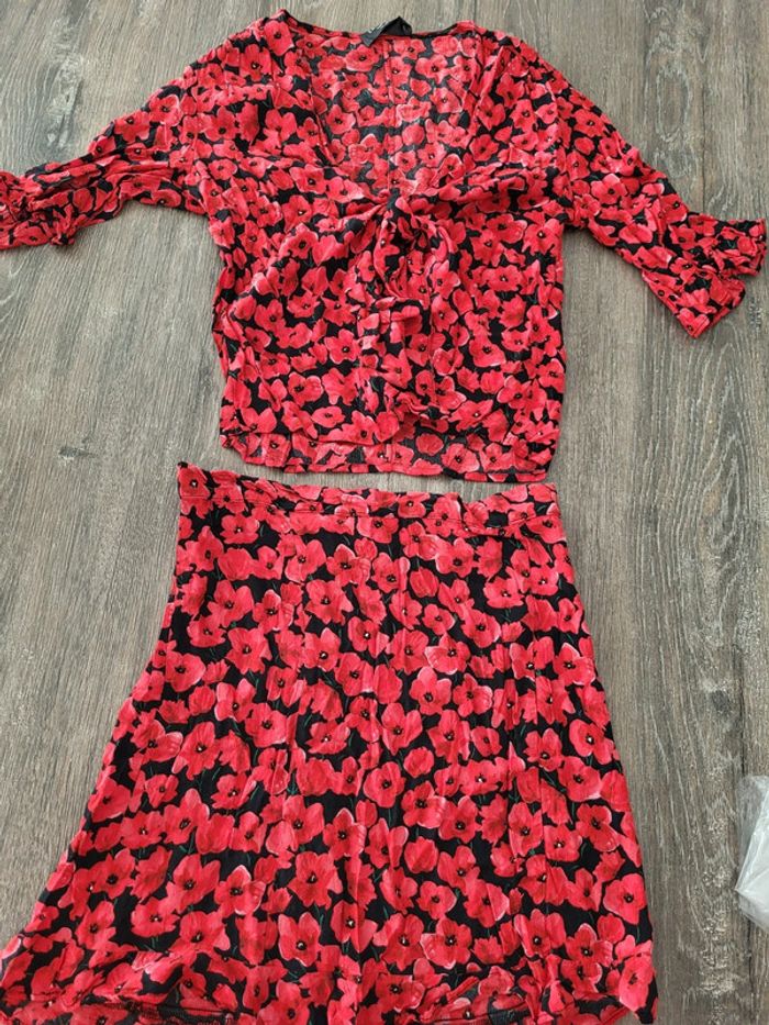 Ensemble d'été top + jupe fleur