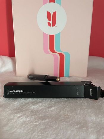 Ombre en stick Gleaming Younique