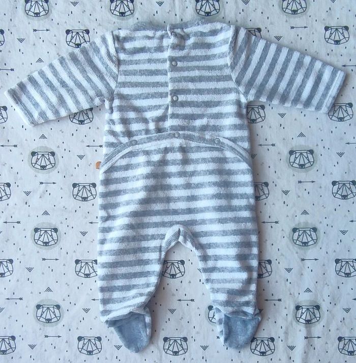 Lot de pyjamas taille 1 mois - photo numéro 4