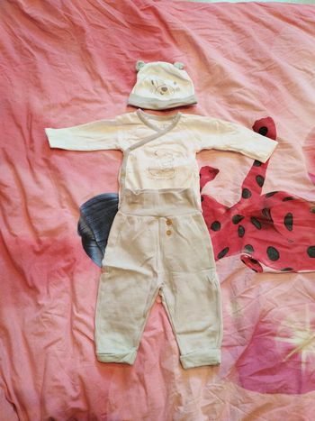 Lot body pantalon bonnet