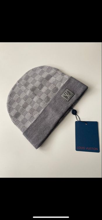 Bonnet Lv gris