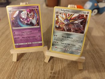 Lot 2 cartes Pokémon Lunala Solgaleo légendaires Soleil et Lune rare holographique