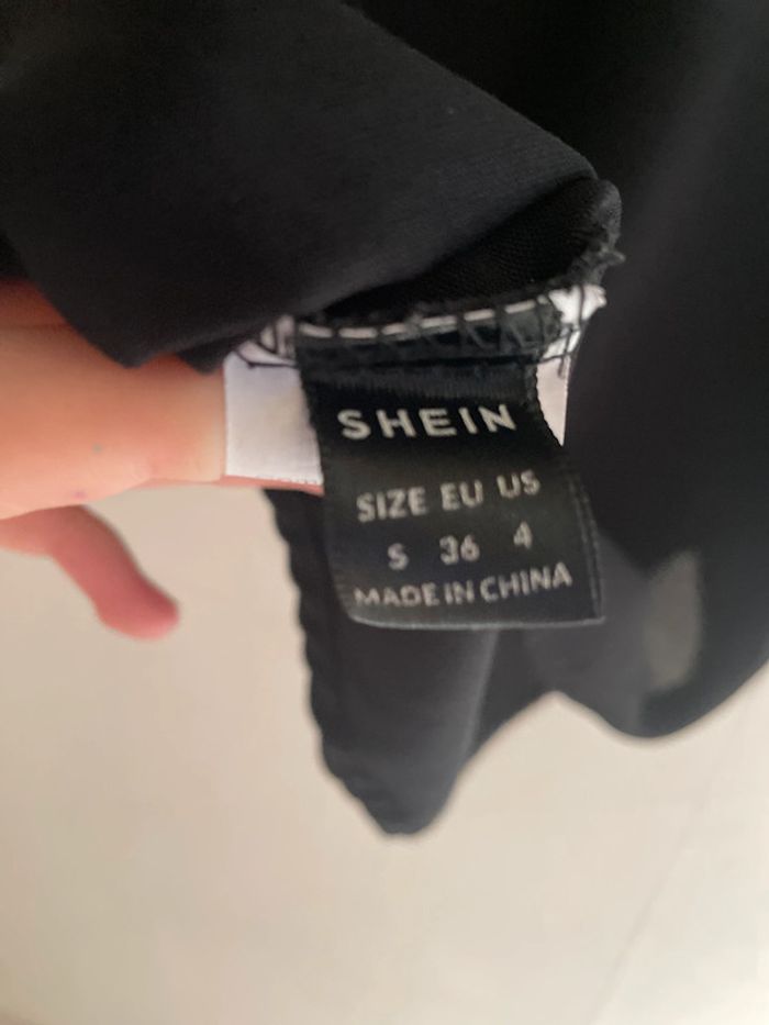 blouse noire - photo numéro 7