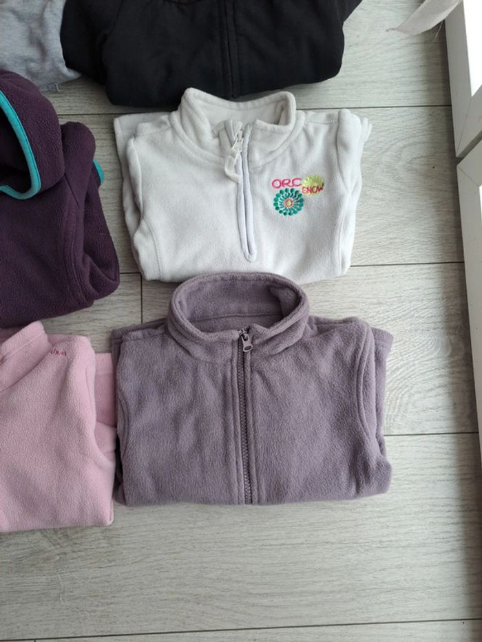 Lot pulls 4ans hiver - photo numéro 3