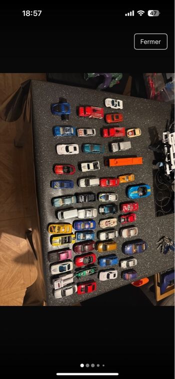 Lot de petites voitures
