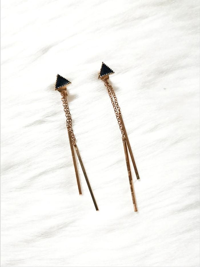 Boucles d'oreilles pendantes dorées et noires 🖤