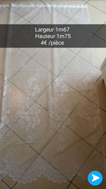 Voilage fixation agrafes