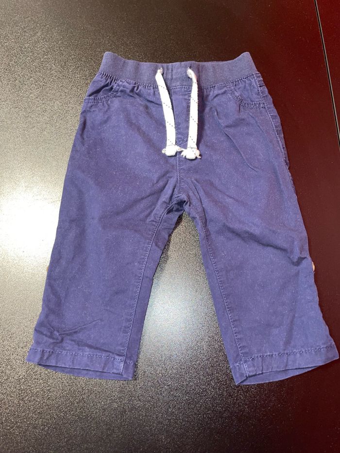 Pantalon droit en coton bleu marine taille 9 mois