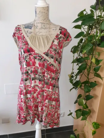 Tunique beige et rouge Gemo taille 50/52