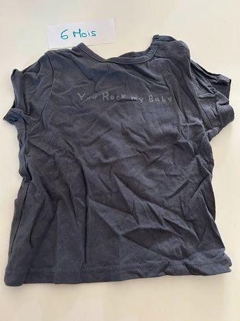T-shirt kiabi 6 mois