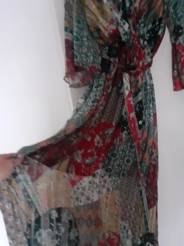 Très longue robe jolie - photo numéro 6