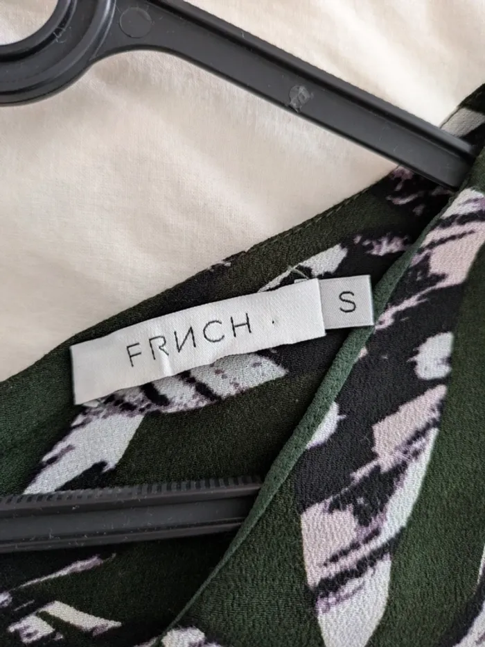 Robe courte imprimé végétal - Marque FRNCH Taille S (36) - Vert Forêt - photo numéro 4