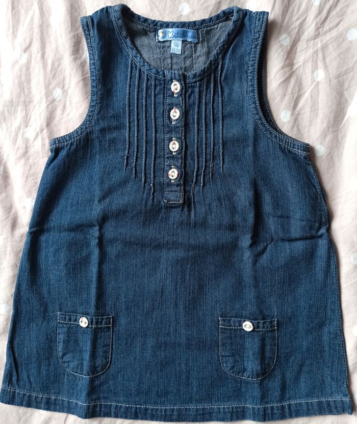 Robe en jean de la marque"Kitchoun", taille 9 mois , en excellent état