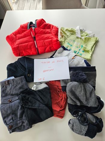 Lot vetement garçon 12 mois 