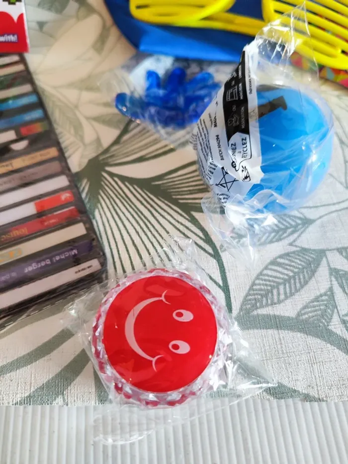 Coffret cadeau homme Génération 90 contenant 6 cadeaux - photo numéro 4