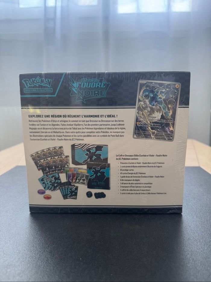 Pokémon Coffret Dresseur Élite (ETB) Foudre Noire Écarlate et Violet EV10.5 Neuf Français - photo numéro 2