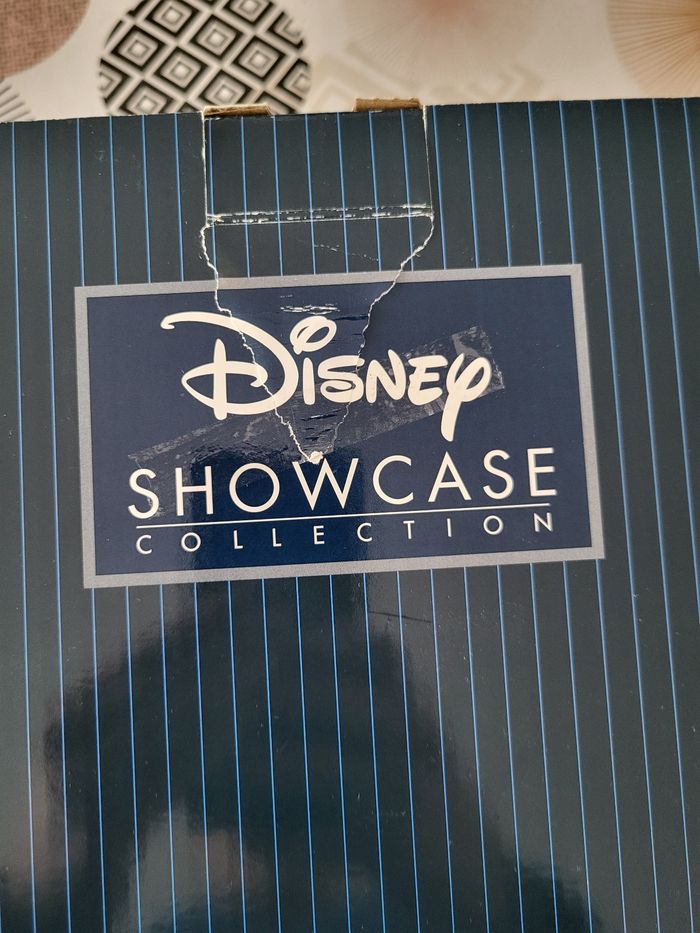 Statue / figurine disney showcase collection serre livre stitch - photo numéro 6