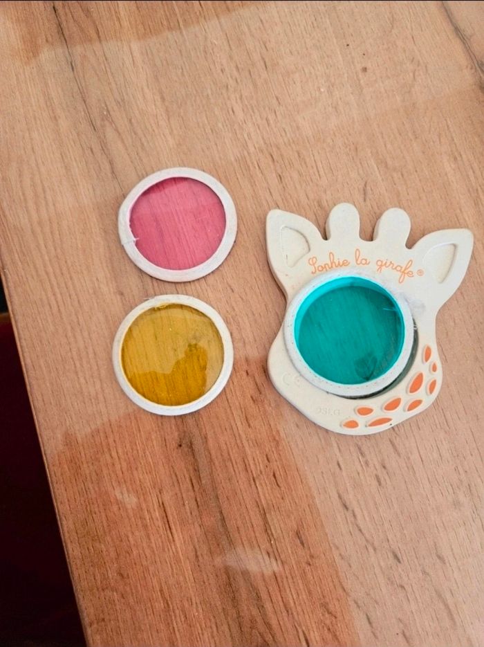 Jouet d'éveil sophie la girafe