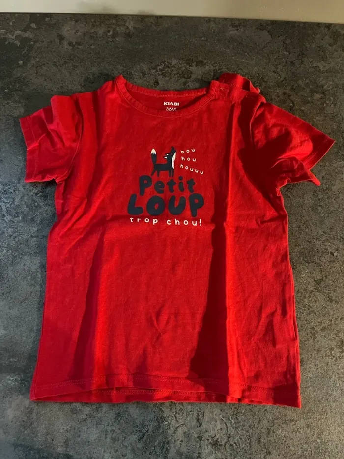 TEE shirt
